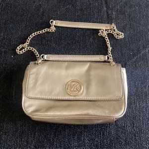 Michael Kors: leather handbag